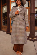Load image into Gallery viewer, The Silver Spur Coat
