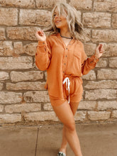 Load image into Gallery viewer, The Mesa Shorts in Butter Orange
