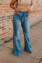 Load image into Gallery viewer, The Brynlee Jeans
