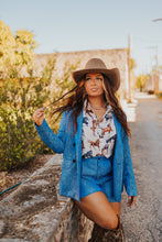 Load image into Gallery viewer, The Show Stopper Shorts in Blue
