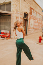 Load image into Gallery viewer, The Tallula Pants in Emerald
