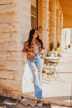 Load image into Gallery viewer, The Della Jeans
