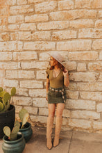 Load image into Gallery viewer, The Shaleigh in Olive
