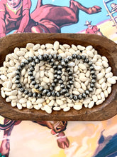 Load image into Gallery viewer, Medium Navajo Stretch Bead
