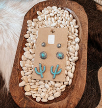 Load image into Gallery viewer, The Cactus Faux Studs
