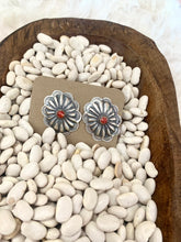 Load image into Gallery viewer, Red Spiny Oyster Concho Earrings
