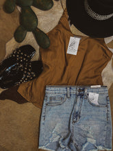 Load image into Gallery viewer, The Kennedy Tank in Camel
