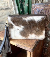 Load image into Gallery viewer, Small Cowhide Wristlet Purse

