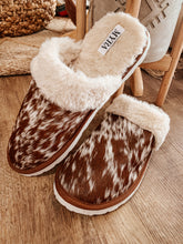 Load image into Gallery viewer, The Honey Cowhide Slippers
