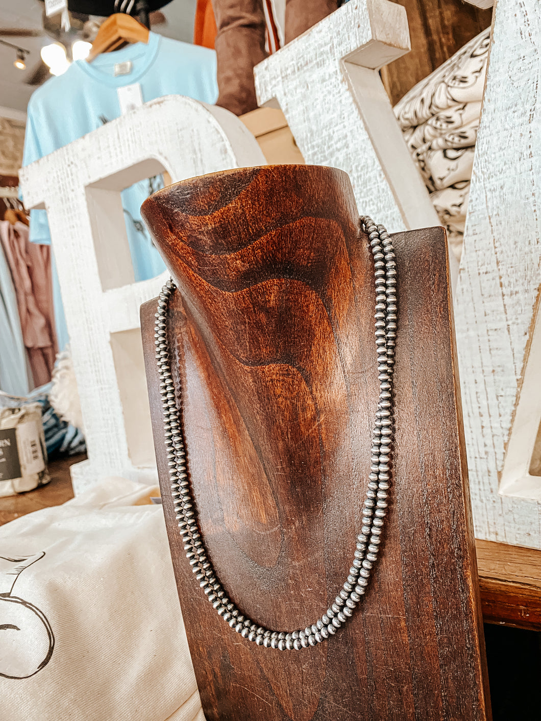 4mm Navajo Pearl